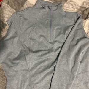 Danskin Heather Gray Pullover
